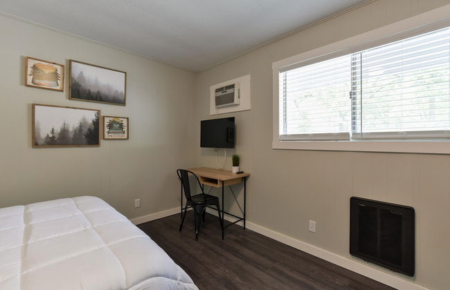 Kimberling Cove Resort - Photo 12
