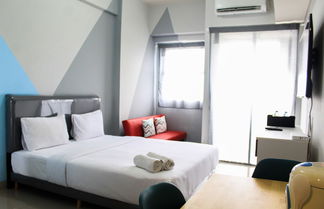 Photo 1 - Minimalist and Posh Studio Parkland Avenue Apartment