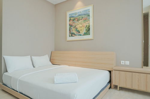 Photo 1 - Fabulous Menteng Park Studio Apartment