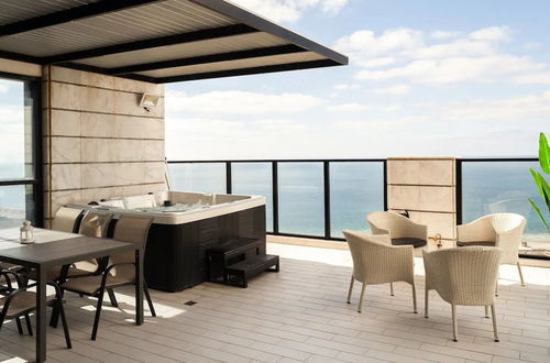 Photo 18 - Luxury Penthouse on High Floor with Hot Tub