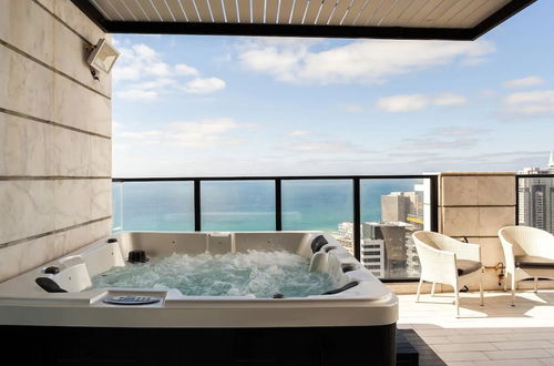 Photo 21 - Luxury Penthouse on High Floor with Hot Tub