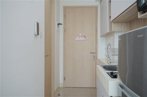 Photo 13 - Comfy and Nice 1BR at Tree Park City BSD Apartment
