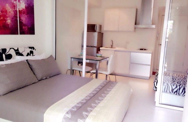 Azure Residences Condominium Daily Rental - Photo 5