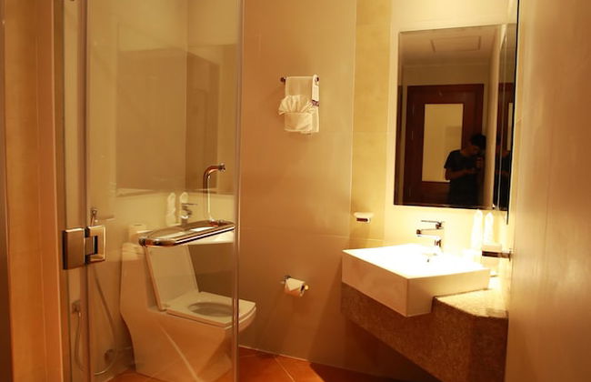 Al Liwan Suites Rawdat Al Khail - Photo 31