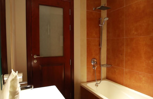 Al Liwan Suites Rawdat Al Khail - Photo 32