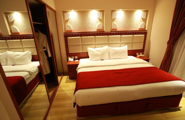 Al Liwan Suites Rawdat Al Khail - Photo 12