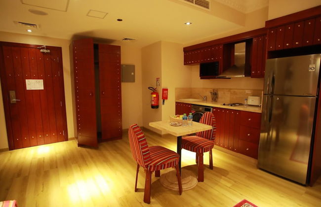 Al Liwan Suites Rawdat Al Khail - Photo 16