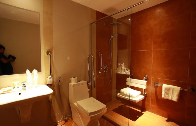 Al Liwan Suites Rawdat Al Khail - Photo 34