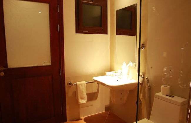 Al Liwan Suites Rawdat Al Khail - Photo 33