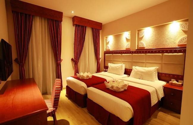 Al Liwan Suites Rawdat Al Khail - Photo 13