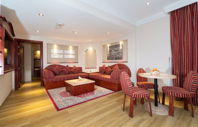 Al Liwan Suites Rawdat Al Khail - Photo 25