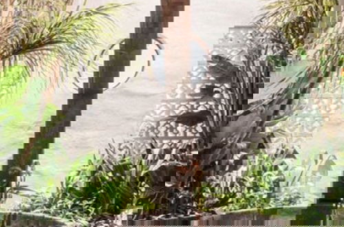 Foto 21 - Breathtaking Private Villa, 6 BR, Canggu With Staff