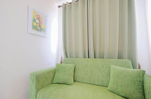 Photo 8 - Minimalist and Comfy Studio The Oasis Cikarang Apartment