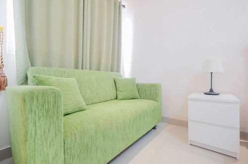 Foto 6 - Minimalist and Comfy Studio The Oasis Cikarang Apartment