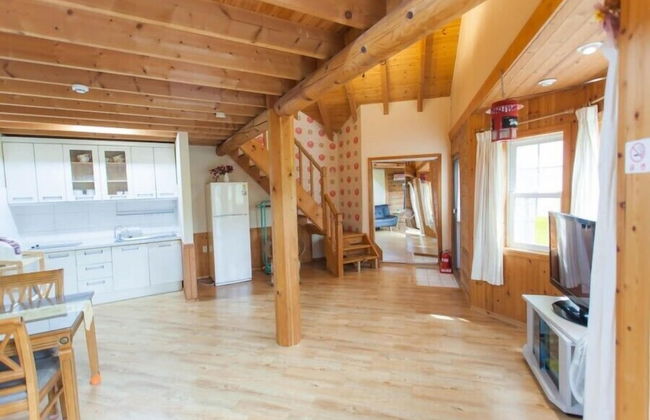 Cabin Town Pension - Photo 12