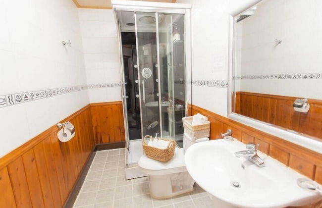 Cabin Town Pension - Photo 37