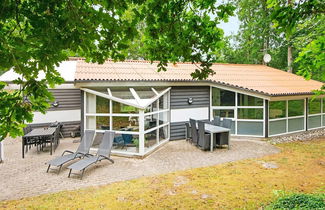 Photo 1 - 12 Person Holiday Home in Glesborg