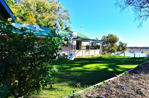 Photo 19 - Mundic Waterfront Cottages