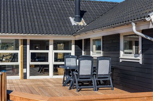 Photo 17 - 6 Person Holiday Home in Hvide Sande