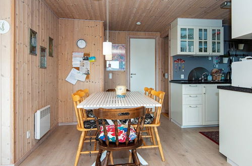 Photo 9 - Spacious Holiday Home in Hejls near Sea