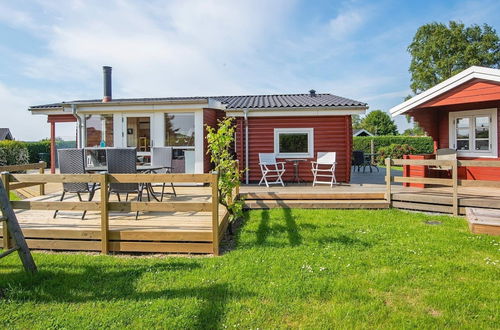 Photo 21 - Spacious Holiday Home in Hejls near Sea