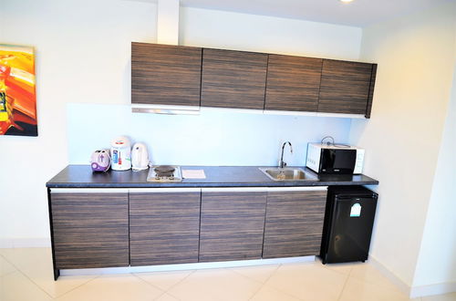 Photo 18 - Park Lane Resort Pattaya 2 Bedroom Condo Fully Equiped