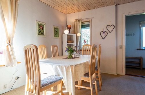 Foto 14 - 5 Person Holiday Home in Norre Nebel