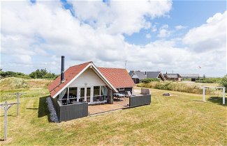 Foto 1 - 6 Person Holiday Home on a Holiday Park in Hvide Sande