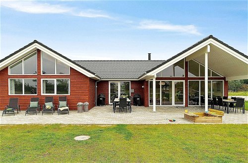 Foto 1 - 18 Person Holiday Home in Grenaa