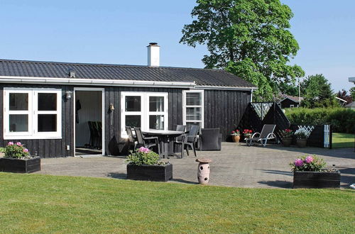 Photo 27 - 4 Person Holiday Home in Haderslev