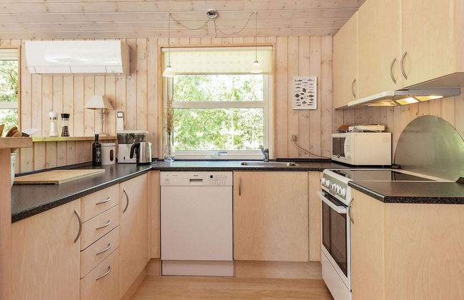8 Person Holiday Home in Albaek - Foto 10