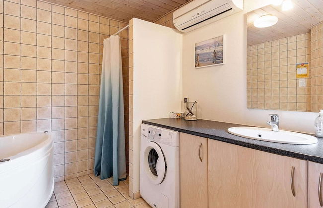8 Person Holiday Home in Albaek - Foto 11