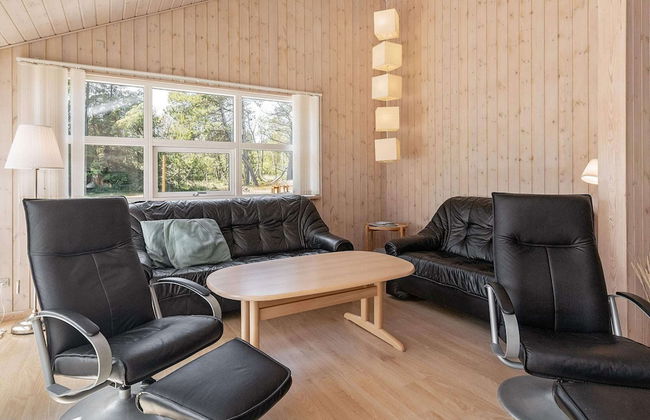 8 Person Holiday Home in Albaek - Foto 12
