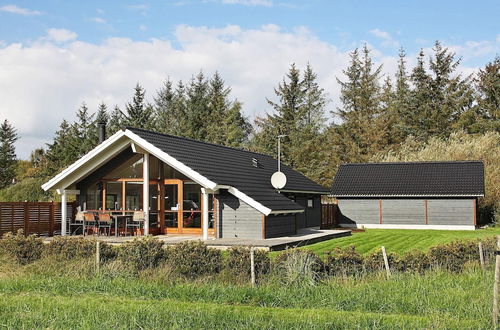 Photo 33 - Peaceful Cottage in Øster Assels with Hot Tub