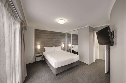 Photo 13 - Adina Serviced Apartments Canberra James Court