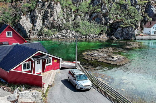 Photo 1 - 6 Person Holiday Home in Rubbestadneset