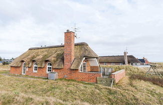 Photo 1 - 6 Person Holiday Home in Hvide Sande