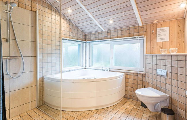 6 Person Holiday Home in Tarm - Foto 4