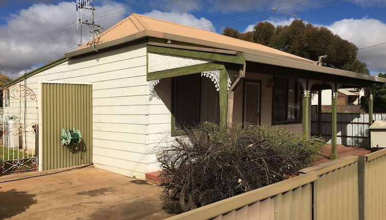 Photo 1 - Away Cottages Broken Hill