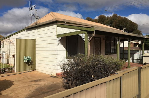 Foto 1 - Away Cottages Broken Hill