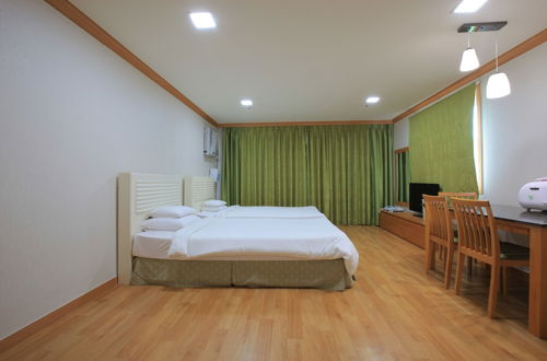 Photo 11 - Yongpyong Resort Tower Condominium