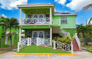 Photo 1 - Best E Villas Prospect Three Bedrooms Apartment With Pool Near Beach