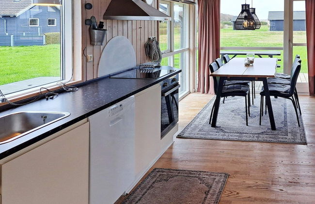 Spacious Holiday Home in Storvorde near Sea - Foto 8
