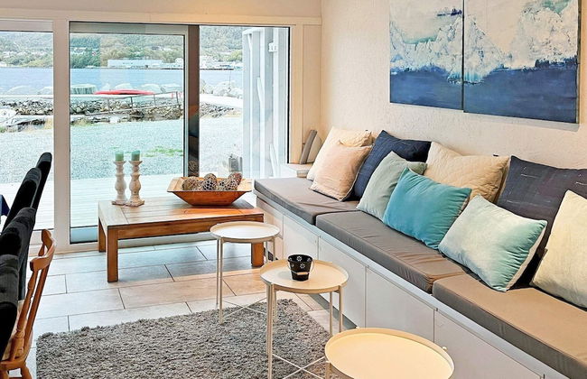10 Person Holiday Home in Brattvag - Foto 13