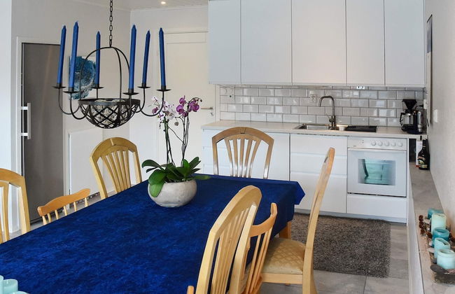 10 Person Holiday Home in Brattvag - Foto 8