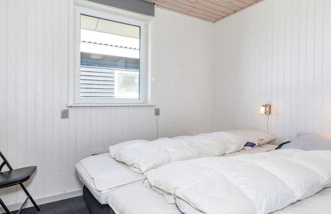 6 Person Holiday Home in Spottrup - Foto 2