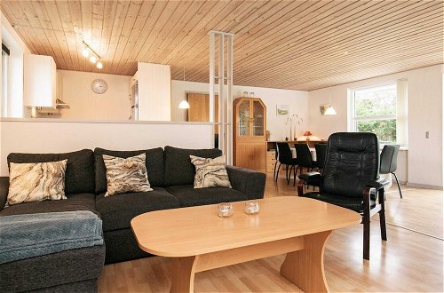 Photo 7 - 6 Person Holiday Home in Spottrup