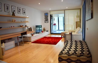 Photo 1 - Spacious 1 Bedroom Apartment in the Heart of Melbourne's CBD