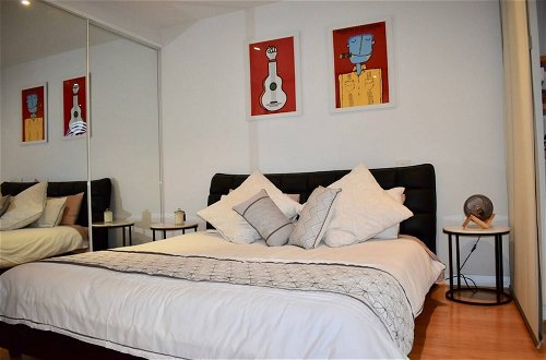 Foto 3 - Spacious 1 Bedroom Apartment in the Heart of Melbourne's CBD