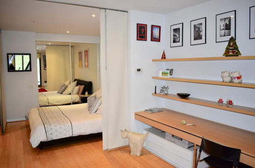 Foto 6 - Spacious 1 Bedroom Apartment in the Heart of Melbourne's CBD